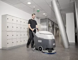 sc450-1024x750-1 اسکرابر مدارس